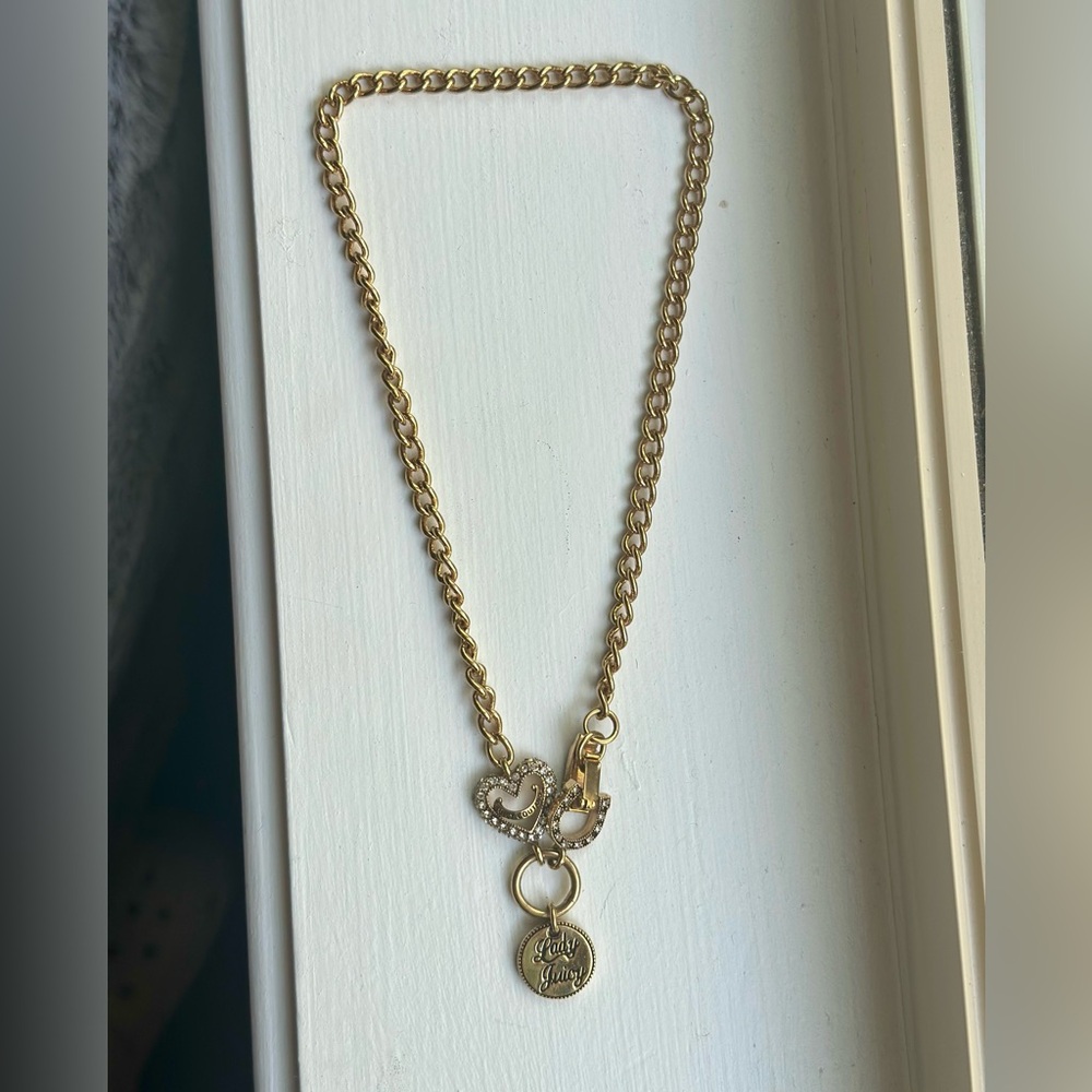 Juicy couture necklace